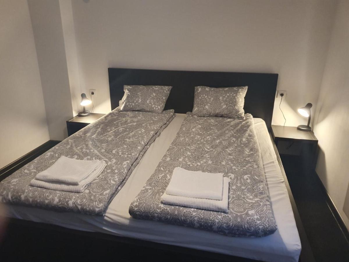 The White Apartment At The Ski Банско Экстерьер фото