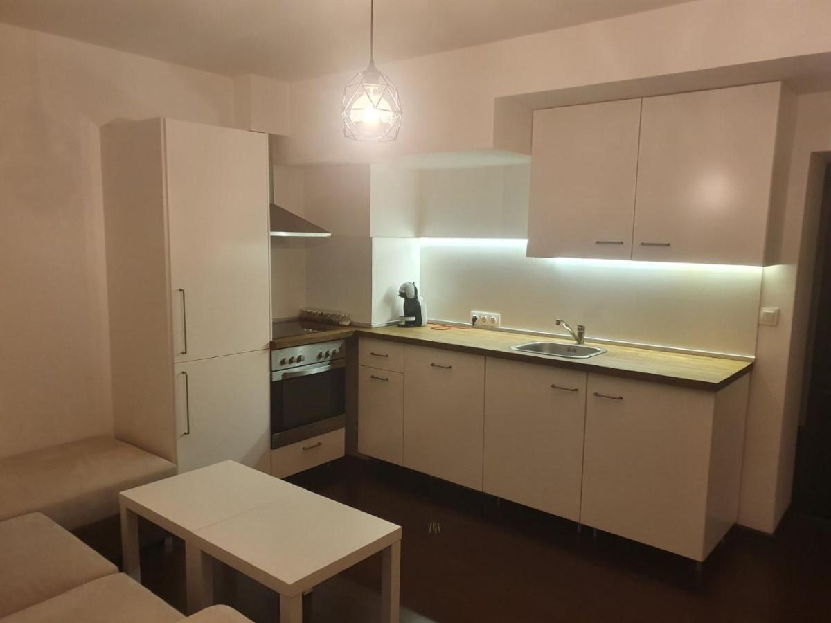 The White Apartment At The Ski Банско Экстерьер фото